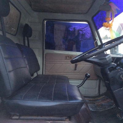 ขายหกล้อตู้แห้ง3บานฮีโน่สภาพเดิมๆสวยจัดแอร์หนาวรถแท้ห้างช่วงยาว550เมตรเครื่องwo4d120แรง. เอกสารพร้อมโอน