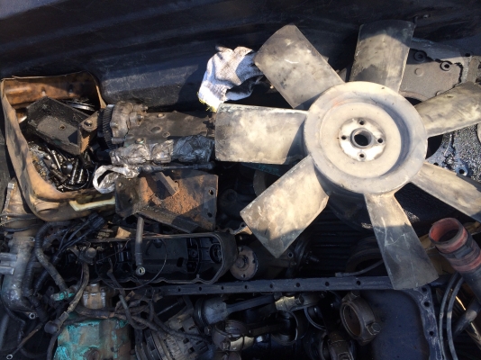 ขายอะไหล่เครื่อง 6D34 เครื่อง mark v super ครับ และมีปั้ม mark v ด้วยครับ