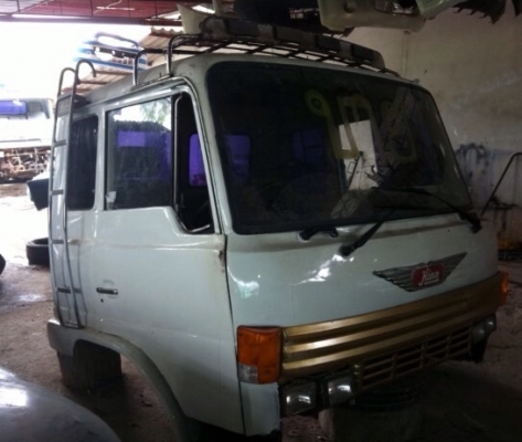 ขายด่วน หัวเก๋ง HINO F18 สวยจัดไม่มีผุภายในคอนโซลสวยครบ ชุดเรือนไมล์ พวงมาลัยอยู่ครบพร้อม พื้นสวยไม่มีผุ พร้อมติดตั้งพร้อมใช้งานได้เลยครับ ราคาต่อรองได้ครับ