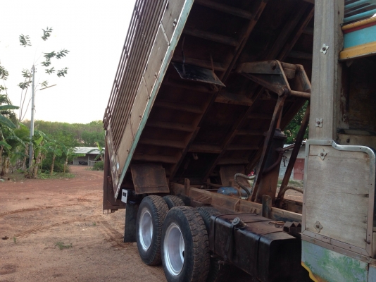 สิบล้อดั้ม2เพลาอีซุซุ165แรง6bd1 เครื่องดีคัซซีสวยพร้อมใช้ ราคา328000