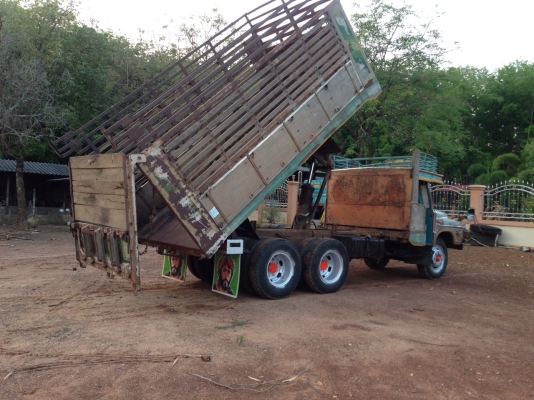 สิบล้อดั้ม2เพลาอีซุซุ165แรง6bd1 เครื่องดีคัซซีสวยพร้อมใช้ ราคา328000