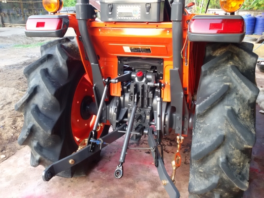 ปัญญาแทรคเตอร์..จัดมาให้ครับ ด่วน!!!คูโบต้า L3608 ใบมีดคานล่าง เล่มทะเบียนพร้อม (อ.คลองขลุง จ.กำแพงเพชร)