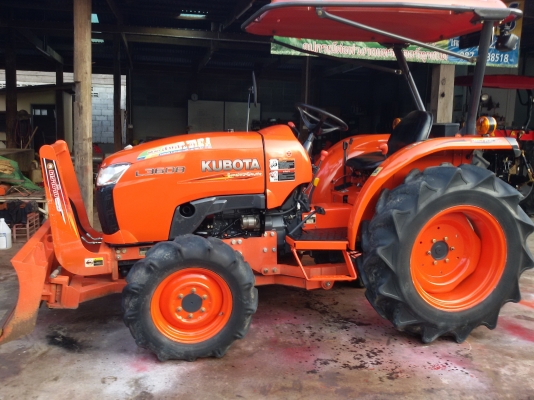 ปัญญาแทรคเตอร์..จัดมาให้ครับ ด่วน!!!คูโบต้า L3608 ใบมีดคานล่าง เล่มทะเบียนพร้อม (อ.คลองขลุง จ.กำแพงเพชร)