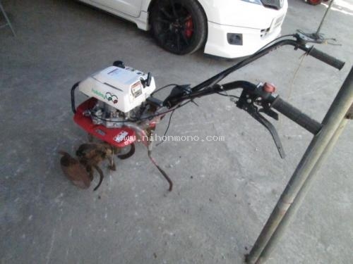 เครื่องพรวนดิน   HONDA   F210   รหัสสินค้า : 80802250  หรือเพิ่มเติมไดที่ www.nihonmono.com