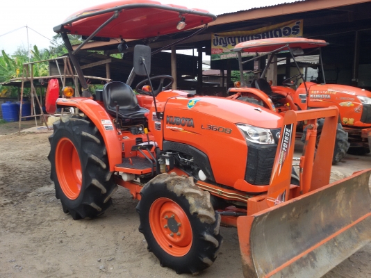 ปัญญาแทรคเตอร์..จัดมาให้ครับ ด่วน!!!คูโบต้า L3608 ใบมีดคานล่าง 6 รถไร่  สีเดิมๆ (อ.คลองขลุง จ.กำแพงเพชร)