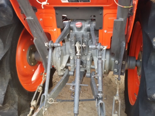 ปัญญาแทรคเตอร์..จัดมาให้ครับ ด่วน!!!คูโบต้า L3608 ใบมีดคานล่าง 6 รถไร่  สีเดิมๆ (อ.คลองขลุง จ.กำแพงเพชร)