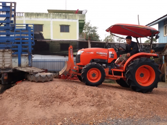 ปัญญาแทรคเตอร์..จัดมาให้ครับ ด่วน!!!คูโบต้า L3608 ใบมีดคานล่าง 6 รถไร่  สีเดิมๆ (อ.คลองขลุง จ.กำแพงเพชร)