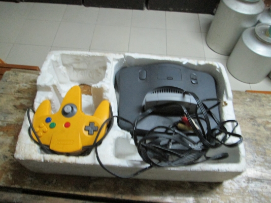 เกมส์  สภาพดี   ผู้ขายเล่นไม่เป็น   ราคาถูกมากๆ  1200บาท