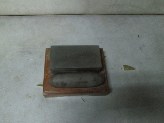 ใช้ทำอะไร  ครับท่านผู้ชม   ขายถูกมากครับ  300บาท