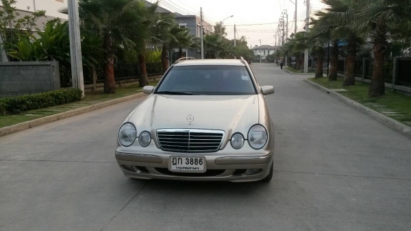 ขายด่วน  รถ BENZ E200 COMPRESSER ปี 2000