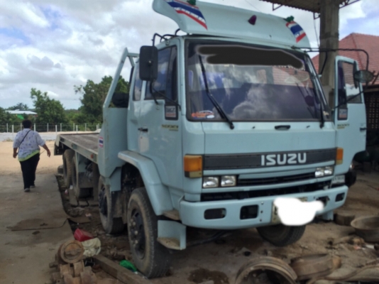 ขายรถเทเลอร์12ล้อหางปลาISUZU นางฟ้า240 เครื่องเดิมเกียร์เดิมขาย1000000