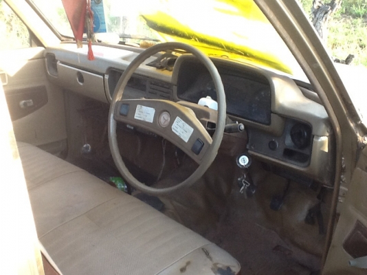 ส่งลูกค้าดินเวียงเก่าขายครับrn30เครื่อง12rไม่เคยกินใด้อุปกรณ์ครบผุนิดๆแคชชีแดงแต่ไม่ผุทะเบียนขาด56เอกสารชุดโอนพร้อมครับ