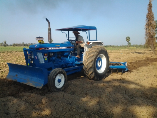 ขายรถไถฟอรด์6600เสื้อลายไอดีโตเครื่องดีเกียร์เงียบไฮโดหลิกดีใบมืดCMTผาน7CMT ขายรถไถฟอรด์6600เสื้อลายไอดีโตเครื่องดีเกียร์เงียบไฮโดหลิกดีใบมืดCMTผาน7CMT