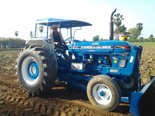 ขายรถไถฟอรด์6600เสื้อลายไอดีโตเครื่องดีเกียร์เงียบไฮโดหลิกดีใบมืดCMTผาน7CMT ขายรถไถฟอรด์6600เสื้อลายไอดีโตเครื่องดีเกียร์เงียบไฮโดหลิกดีใบมืดCMTผาน7CMT