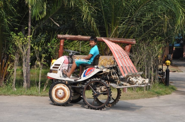 ขายรถดำนาMITSUBISHI 4แถว สภาพสวยเดิมจากญี่ปุ่นยังไม่เคยใช้ในไทย 29,000