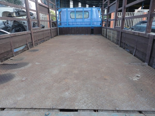 ขายรถNPR71Pยาว5เมตรรถประกอบครับจดปี50ครับจอดนานครับ