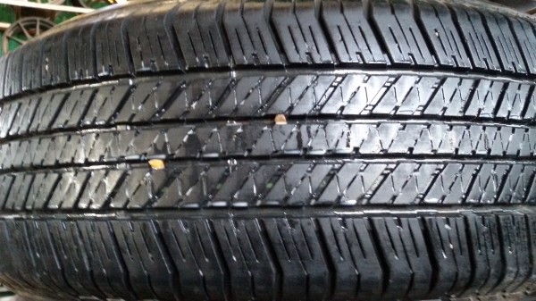 ขายยาง 265 65 17ปี13ชุดละ6500