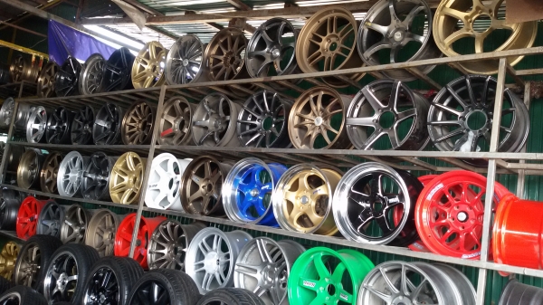 ขายถุกถูกครับล้อใหม่ยางใหม่