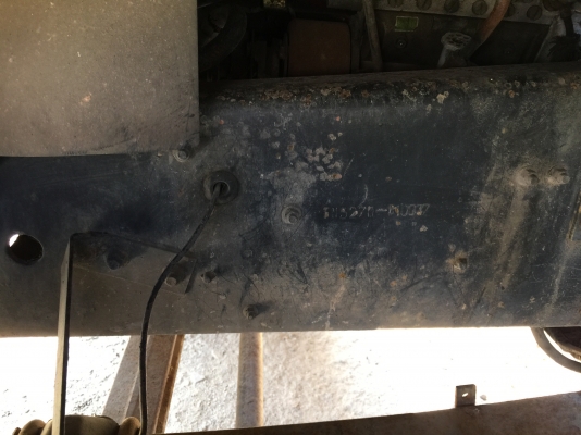 10ลัอท้ายลาด2เพลา 195แรง มิตซูฯFN527M-A10037 วางเครื่องฮีโน HO7D-A19950