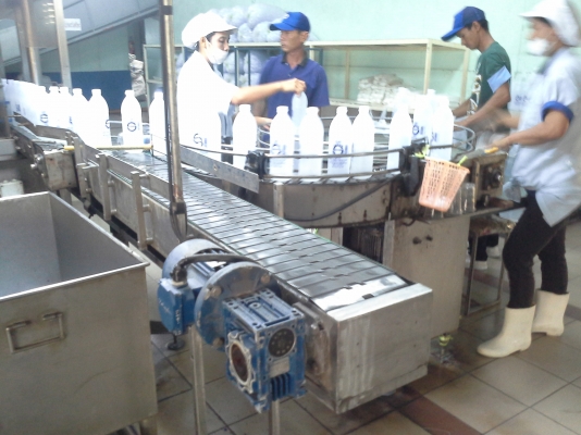 ขายเครื่องบรรจุ ล้างขวด ปิดฝา ระบบโรตารี่ โชว์ดาวโรต้าแพ็ค กำลังการผลิต 3 ล้านขวด/เดือน จำนวน 1 ไลน์ผลิต เครื่องจักรพร้อมใช้งาน