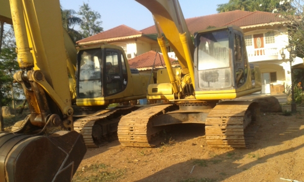 รถแบลคโฮ