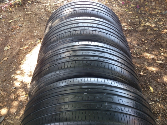 ขายแม็ก CE28  4รู100 ขอบ15  หน้า7  ET38. หลัง8  ET28  พร้อมยาง195/55R15  NITTO  MADE  IN  JAPAN  ปี13  ดอกยางเต็มสวยเท่ากันไม่ร้าวไม่แตกลายไม่กินข้าง จำนวน 1 ชุด