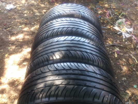 ขายแม็กCE28  4รู100  ขอบ16  7นิ้ว ET38 พร้อมยางKUMHO 205/45R16  ยางปี13 ดอกยางเต็มสวยลึกไม่แตกไม่ร้าวไม่กินข้าง  จำนวน 1  ชุด