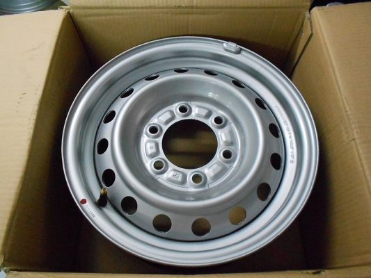 ขายล้อกะทะเปล่า New D-Max ขอบ 15(6/139)ถอดป้ายแดง วงละ 850.-/ใส่,ส่งฟรีค่ะ