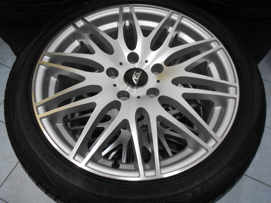 ขายล้อแม็กแต่งขอบ 17(5/114.3) พร้อมยาง Maxxis 215/45/17 ปี 10,14 เทิร์นได้ ใส่ฟรี ส่งฟรีค่ะ