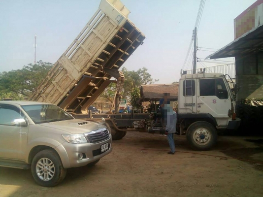 **900,000 บ.ต่อรอง///10ล้อ หลงโบFUSO TF-220** ขาย MITSUBISHI FUSO-220 10ล้อ2เพลาดั้ม "หลงโบ" FUSO FN527M-TF53xx 6D16-Turbo220HP เครื่องเดิม เกียร์อีตั้น เครื่องดี แห้งดี แน่น แรงดี เกียร์ดี เข้าง่ายไม่หลุด อึด ไม่จุกจิก ช่วงล่าง เบรคใหญ่เพลาบุ๋ม **900,000 บ.ต่อรอง///10ล้อ หลงโบFUSO TF-220** ขาย MITSUBISHI FUSO-220 10ล้อ2เพลาดั้ม "หลงโบ" FUSO FN527M-TF53xx 6D16-Turbo220HP เครื่องเดิม เกียร์อีตั้น เครื่องดี แห้งดี แน่น แรงดี เกียร์ดี เข้าง่ายไม่หลุด อึด ไม่จุกจิก ช่วงล่าง เบรคใหญ่เพลาบุ๋ม