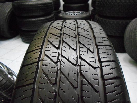 ขายยาง Michelin Crossterrain 265/65/17 ปี 12 ดอกสวย ไม่มีปะ 1 ชุด/ใส่ ถ่วงฟรีค่ะ