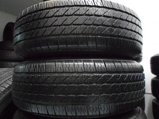 ขายยาง Michelin Crossterrain 265/65/17 ปี 12 ดอกสวย ไม่มีปะ 1 ชุด/ใส่ ถ่วงฟรีค่ะ