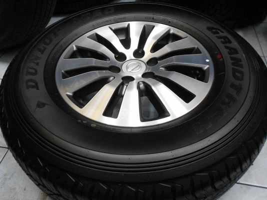 ขายล้อแม็ก Nissan Navara Calibre ขอบ 16 พร้อมยาง Dunlop 255/70/16 ป้ายแดงปี 13/เทิร์นได้ ใส่ฟรี ส่งฟรีค่ะ