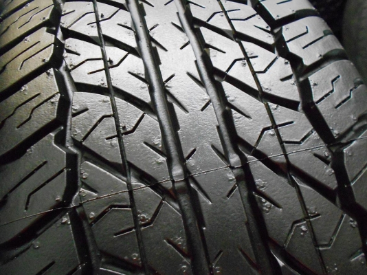 ขายล้อแม็ก Nissan Navara Calibre ขอบ 16 พร้อมยาง Dunlop 255/70/16 ป้ายแดงปี 13/เทิร์นได้ ใส่ฟรี ส่งฟรีค่ะ