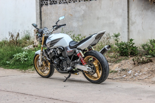 ขาย แลก CB400 tec1 ปี01 แต่งtec3 สำเนาทะเบียน ขาย แลก CB400 tec1 ปี01 แต่งtec3 สำเนาทะเบียน