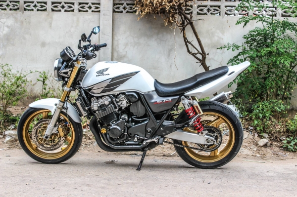 ขาย แลก CB400 tec1 ปี01 แต่งtec3 สำเนาทะเบียน ขาย แลก CB400 tec1 ปี01 แต่งtec3 สำเนาทะเบียน