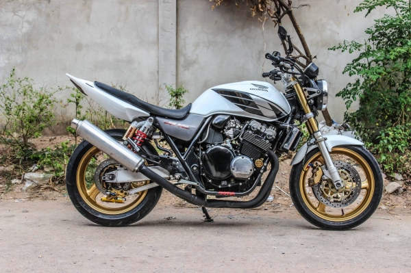 ขาย แลก CB400 tec1 ปี01 แต่งtec3 สำเนาทะเบียน ขาย แลก CB400 tec1 ปี01 แต่งtec3 สำเนาทะเบียน