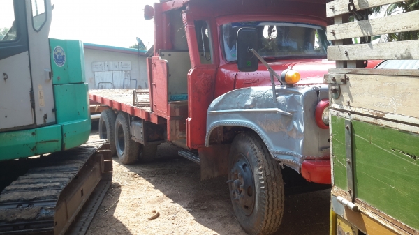 เทรนเลอร์10ล้อ ลากแม๊คโค120ได้(ไม่มีทะเบียน)