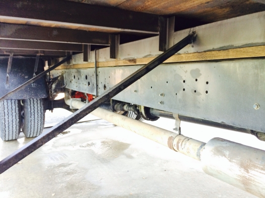 ขายครับ6ล้อ ยาว7เมตร//สวยพร้อมใช้ครับ