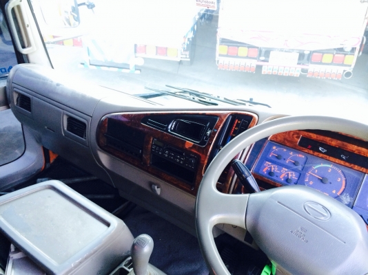 ขายครับ6ล้อ ยาว7เมตร//สวยพร้อมใช้ครับ