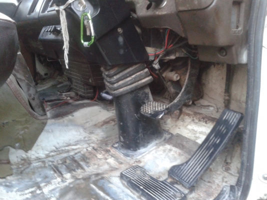 รถอีซูซุ 10 ล้อ พื้นเรียบ FVM 175 แรงม้า. ปี 38 ลดเหลือ 300000 รถอีซูซุ 10 ล้อ พื้นเรียบ FVM 175 แรงม้า. ปี 38 ลดเหลือ 300000