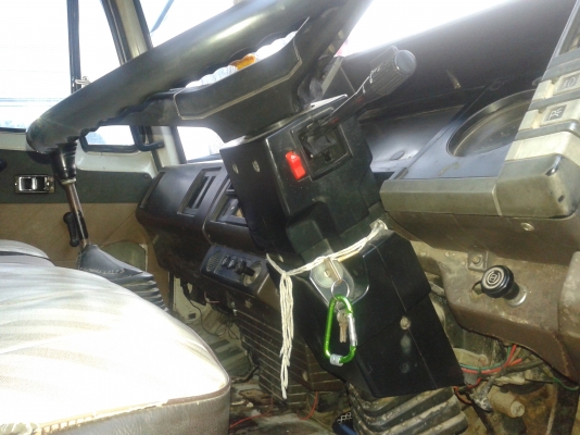 รถอีซูซุ 10 ล้อ พื้นเรียบ FVM 175 แรงม้า. ปี 38 ลดเหลือ 300000 รถอีซูซุ 10 ล้อ พื้นเรียบ FVM 175 แรงม้า. ปี 38 ลดเหลือ 300000