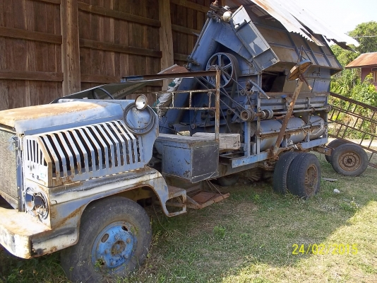 ขายรถนวดข้าว