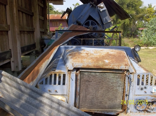 ขายรถนวดข้าว