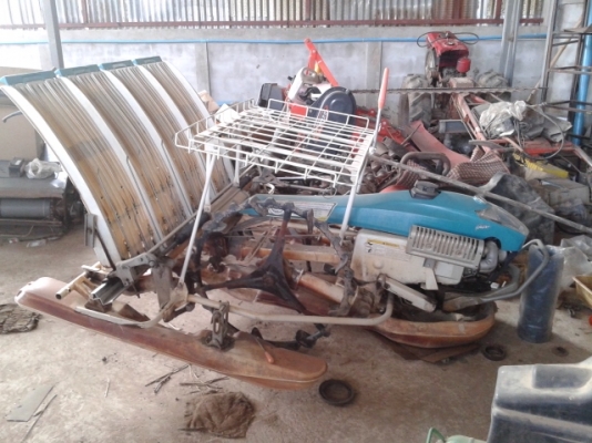 ขายรถดำนา 4แถว