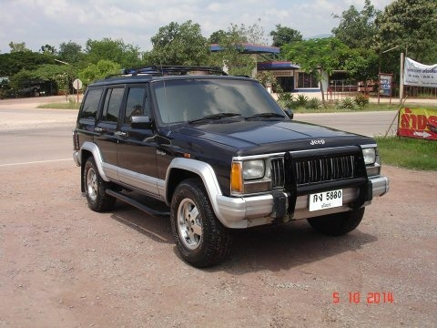 ขายด่วนรถจิ๊บเครื่อง 2.5โฟวิน สองระบบ น้ำมันและแก๊ส สวยพร้อมใช้เอกสารพร้อมโอน