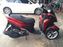 ขายรถมอเตอร์ไซต์ ยามาฮ่า Tricity สีแดง ปี14 จ.บุรีรัมย์0816002496