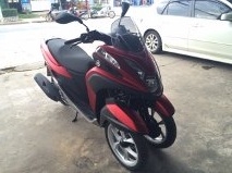 ขายรถมอเตอร์ไซต์ ยามาฮ่า Tricity สีแดง ปี14 จ.บุรีรัมย์0816002496