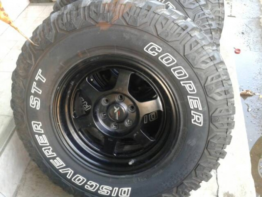 ขายยาง Cooper ขนาด 265/75/16  mud