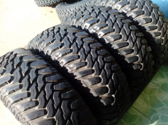 ขายยาง Cooper ขนาด 265/75/16  mud